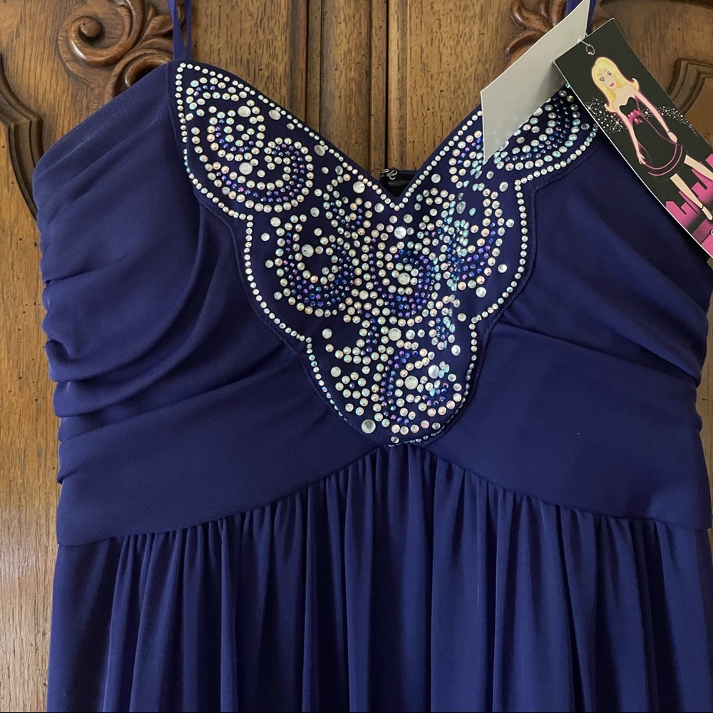 Beautiful Purple/ Blue color Gown. Size 7